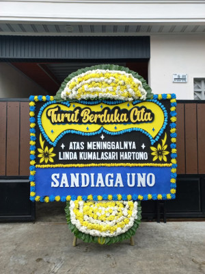 Papan Bunga Duka di Pracimantoro